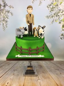 Farm animals cake toppers