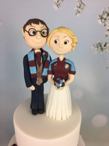 bride and groom wedding topper