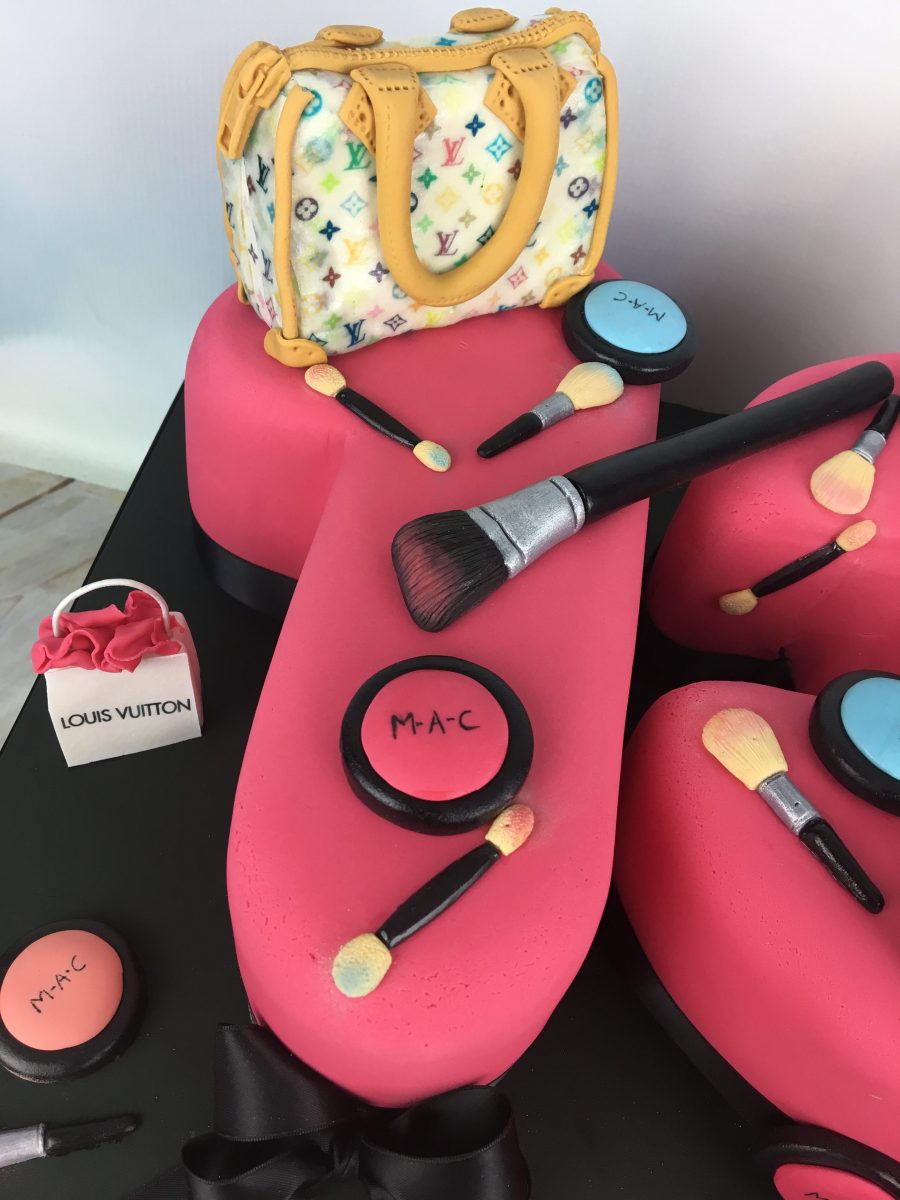 Mac makeup 13th birthday cake - Mel's