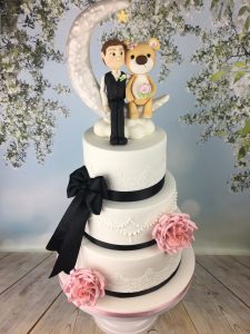 black and pink wedding cake