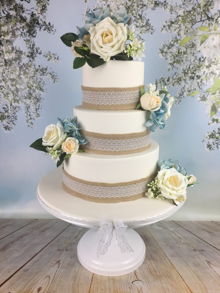 Hessian and Lace wedding cake - Mel's Amazing Cakes