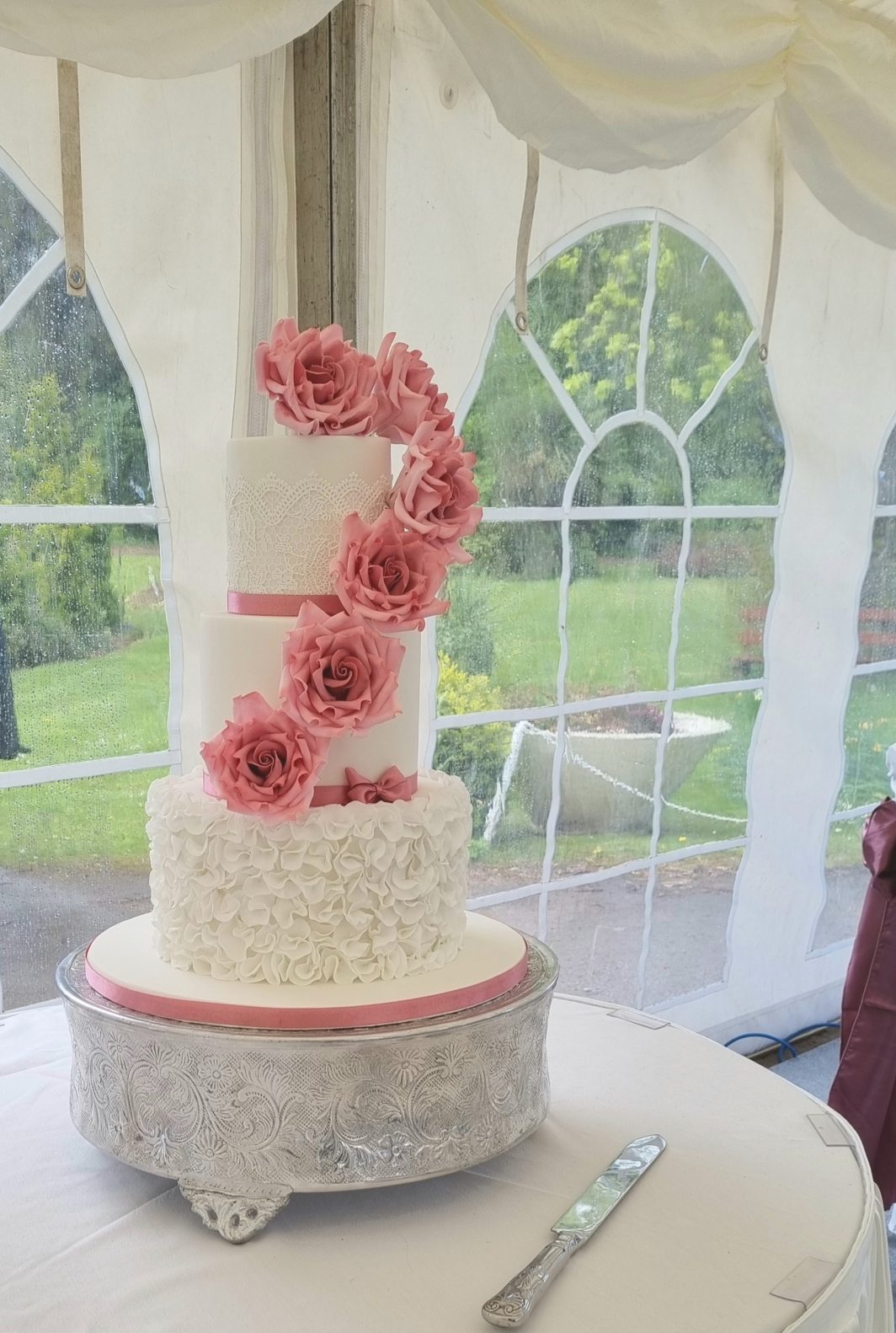 SUGAR RUFFLES WEDDING cake